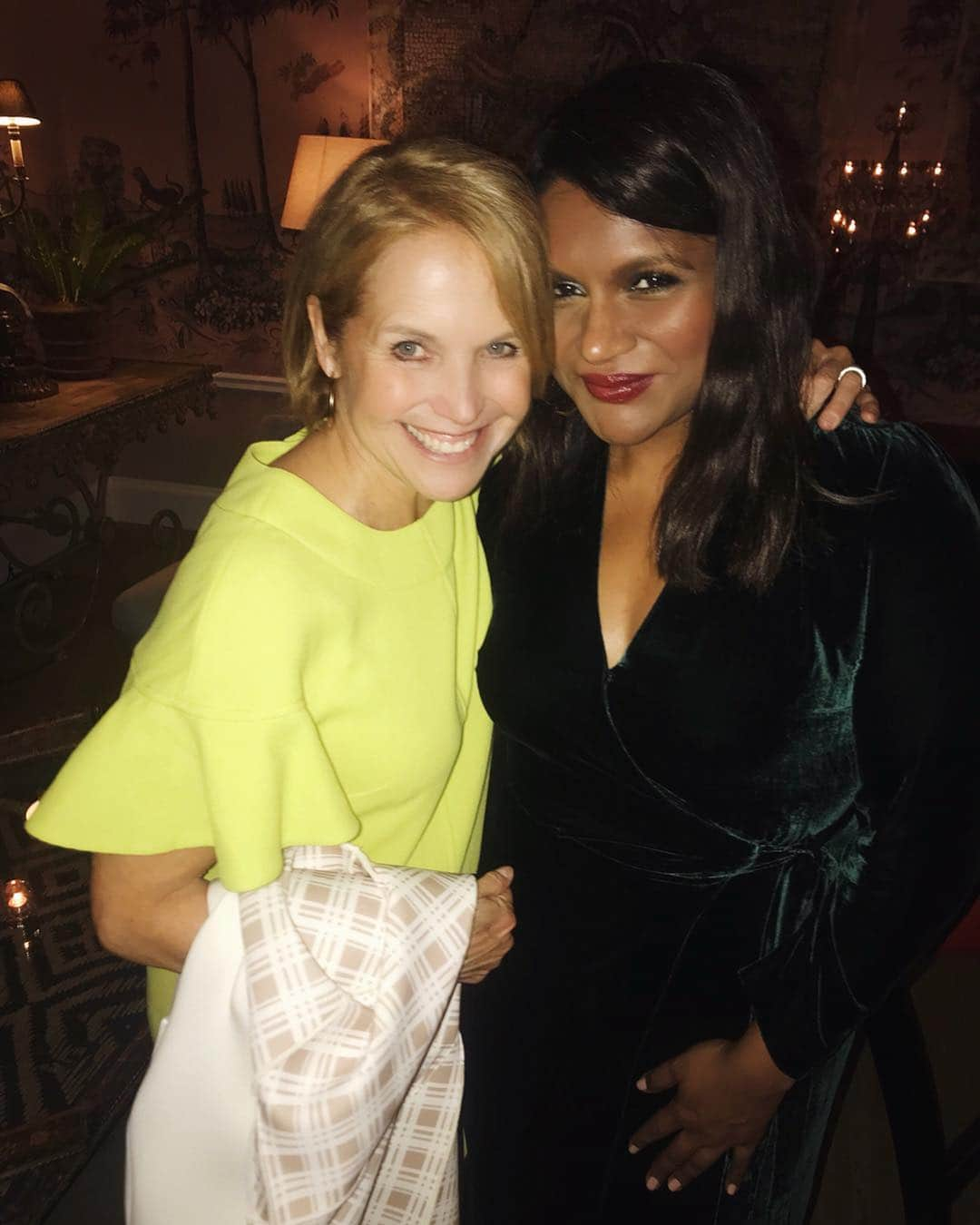 ミンディ・カリングさんのインスタグラム写真 - (ミンディ・カリングInstagram)「Had a late night yesterday 😉🤓 Thank you to @katiecouric @peggysiegalcompany @jsalke for hosting a @latenightmovie screening! And @padmalakshmi, you’re way too gorgeous I cannot with u. #LateNightMovie」5月4日 0時19分 - mindykaling