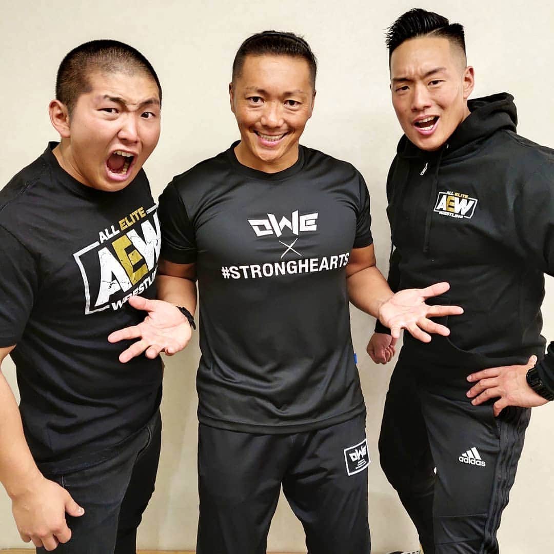 CIMAさんのインスタグラム写真 - (CIMAInstagram)「We are team OWE!! Road to Double or Nothing. #AEW #doubleornothing #OWE #STRONGHEARTS #may25th #lasvegas」5月4日 0時49分 - supercima1115