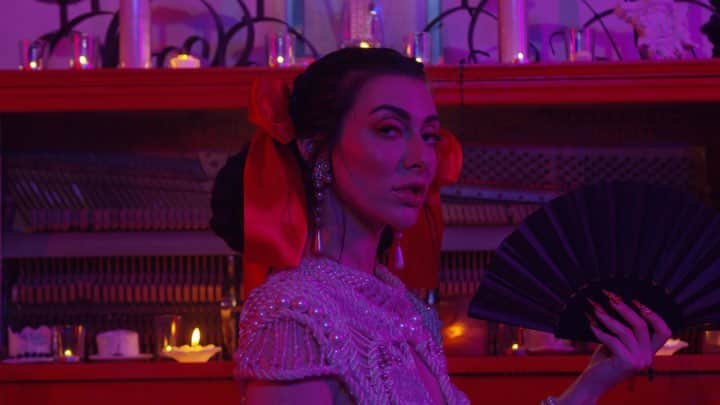 カーミンのインスタグラム：「EP6 Out Now!! - “MOZART” feat. @blimesbrixton @gifted_gab - Director + Set Design @thatsluckie_ Director of Photography + Editor @qburdette Producer @jediinick Dancers @iamlisakap @eboneearielle Art Department @cmalyia 1st AC @dbutton1107 Production Assistant @whatwouldalexandrodo Stylist @letlastyleyou Makeup Artist @cagne_liann Glam Assist @makeupbyalycia_ Nail Artist @nailcraft.la Special thanks to @stylePR @jessejcollections @thehergroup @ivanbittonstylehouse」