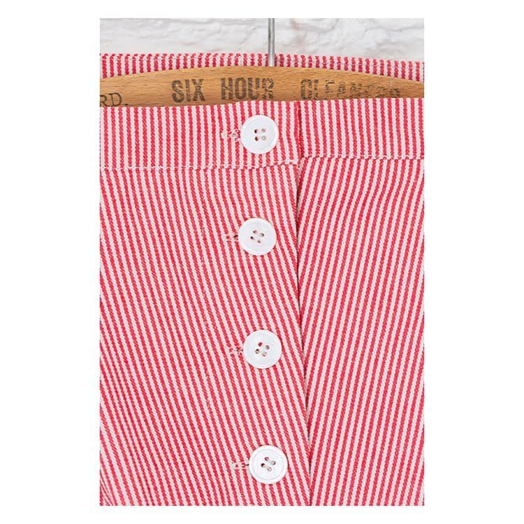 キャベジズ&ローゼズのインスタグラム：「Dainty white buttons add contrast to a beautiful field of red and white stripes on our Camilla Trousers ❤️Made from British Fabric, she is a joy to wear #newin #redtrousers #britishwoven #redandwhite #joytowear #slowfashion #madeinengland🇬🇧 #limitededition #cabbagesandroses #cabbagesandrosesfashion @christina_strutt @cabbagesandroses_shop 👆Link In Bio👆」