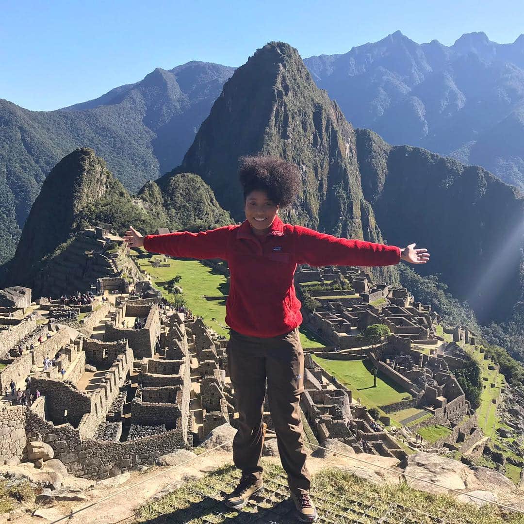 アボットジャパンさんのインスタグラム写真 - (アボットジャパンInstagram)「When you have the chance to explore one of the New Seven Wonders of the World, you say YES! While on assignment in Peru, our colleague, Allison, took advantage of this amazing opportunity to visit Machu Picchu. #abbott #lifetothefullest #PDPossible #travel #MachuPicchu #outside #views #goals #Peru」5月4日 1時36分 - abbottglobal