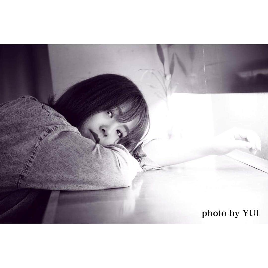 脇田唯さんのインスタグラム写真 - (脇田唯Instagram)「singer  Shino  キュートさとセクシーさとチャーミングさ  兼ね備えてるねぇ。  #カメラマン  #撮影 #singer  #写真 #photo  #portraitphotography」5月4日 1時33分 - post_yui
