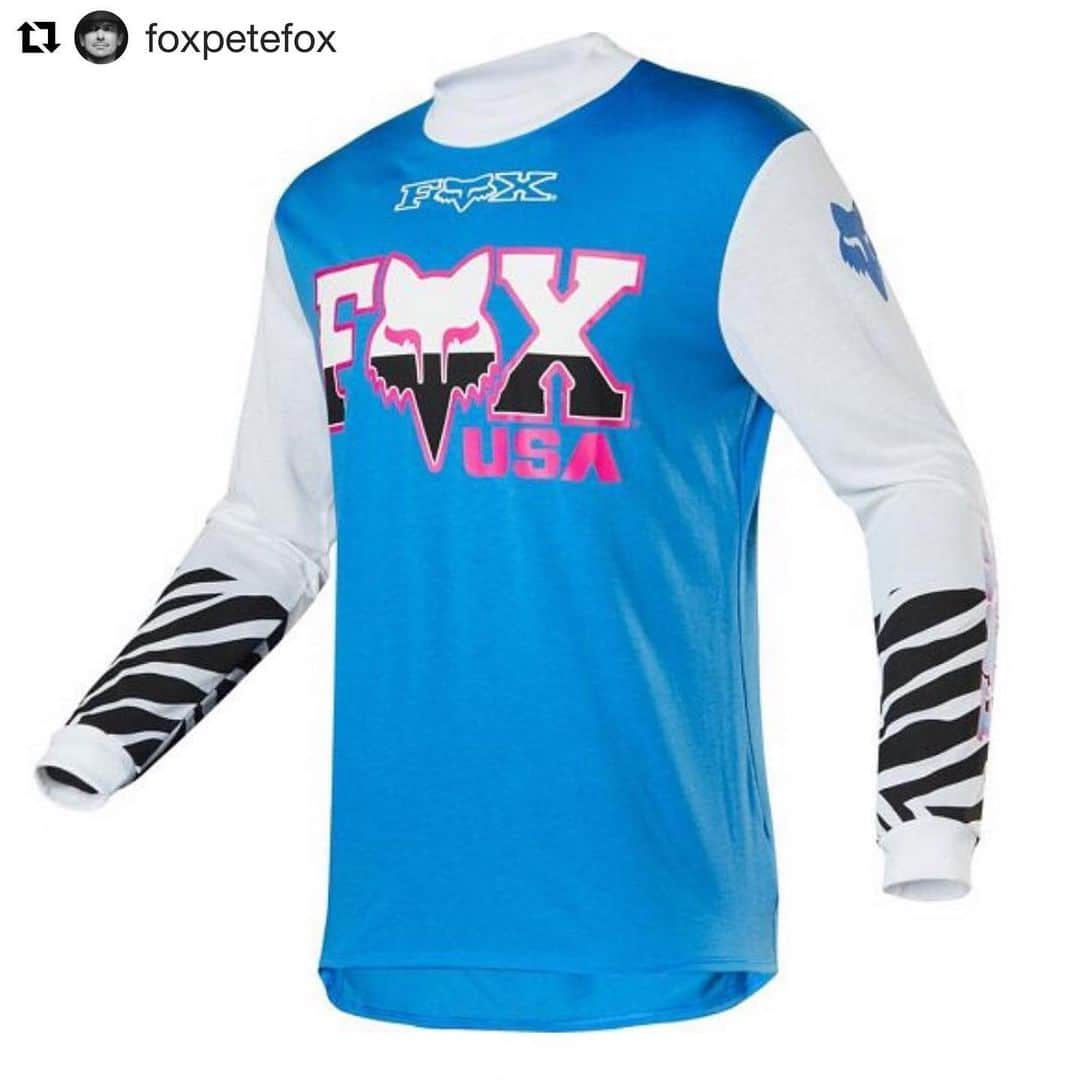 Racer X Onlineさんのインスタグラム写真 - (Racer X OnlineInstagram)「👍 | @foxracing  ______________________________  #Repost @foxpetefox ・・・ What’s old is new again. Limited Edition available now 🔥 #foxracing #moto #mx #supercross」5月4日 1時34分 - racerxonline