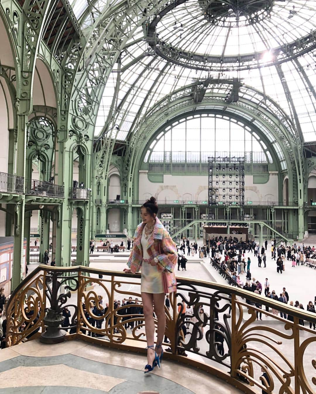 アイリーン・キムさんのインスタグラム写真 - (アイリーン・キムInstagram)「A very pleasant morning with @chanelofficial 💖 #CHANELcruise  #ireneisChanel」5月4日 1時42分 - ireneisgood