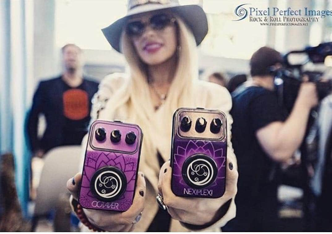 オリアンティさんのインスタグラム写真 - (オリアンティInstagram)「My signature pedals are available now @nexi_industries」5月4日 2時03分 - iamorianthi