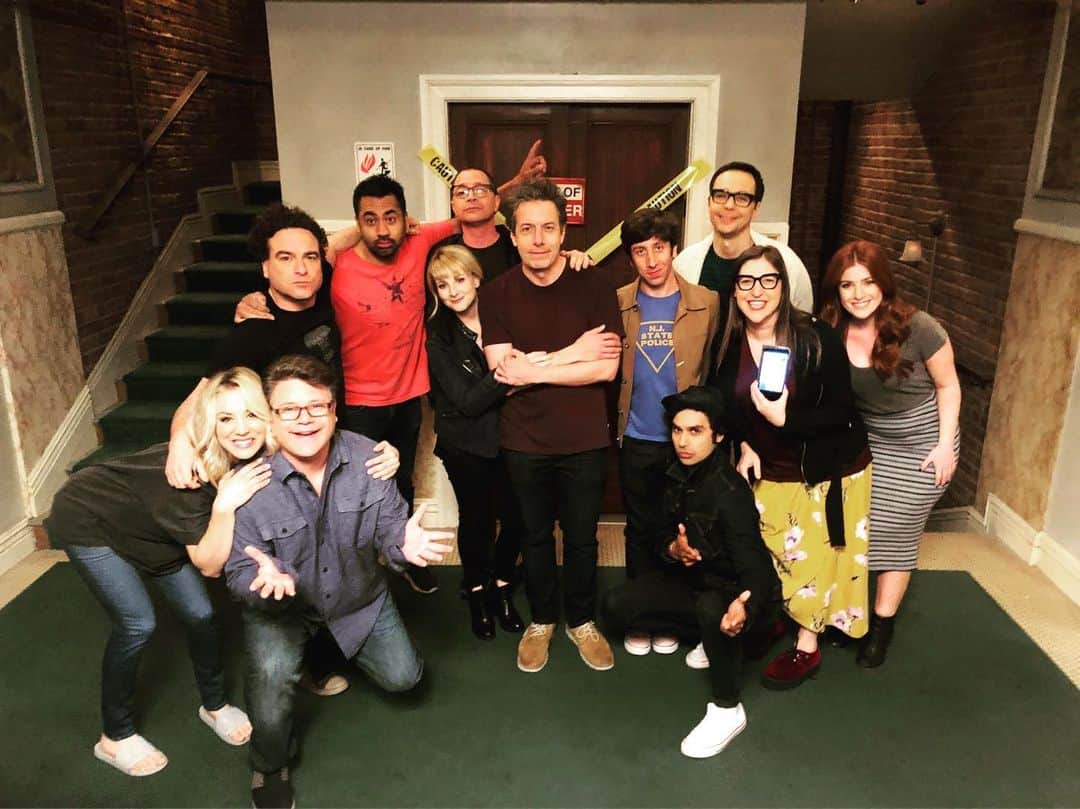 カル・ペンのインスタグラム：「From last night’s Big Bang Theory! Congrats to this funny team on being the longest running multicam sitcom! Thanks for having me, this was so much fun.」
