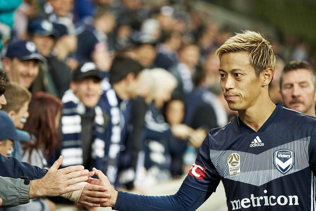 本田圭佑さんのインスタグラム写真 - (本田圭佑Instagram)「#fellowship #finalseries @gomvfc @thealeague」5月4日 2時26分 - keisukehonda