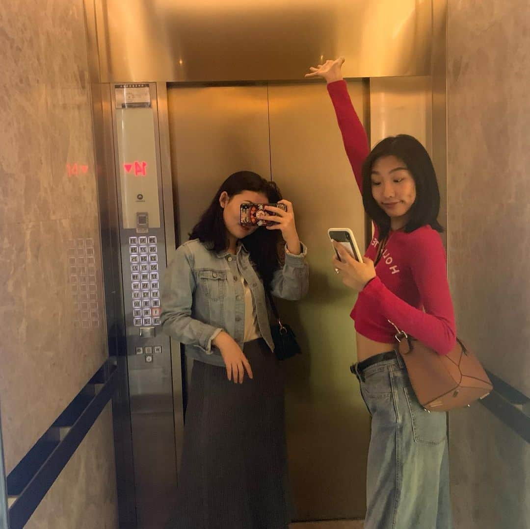 lixibei_iceさんのインスタグラム写真 - (lixibei_iceInstagram)「🥴」5月4日 2時56分 - lixibei_ice