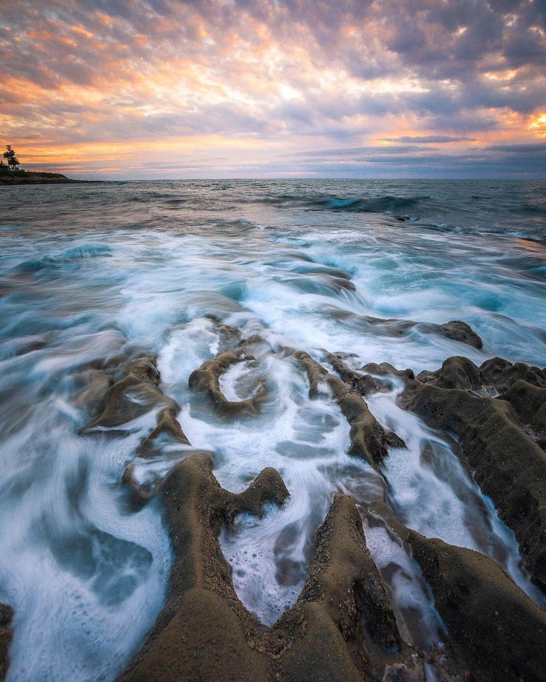 CANON USAさんのインスタグラム写真 - (CANON USAInstagram)「"I always love finding unique reef creations along the coast of my home town, La Jolla, CA. I always find something different and the ocean always has something to offer. This evening was no exception." #MyCanonStory  Photo Credit: @ryan_mccasland Camera: #Canon EOS 5D Mark IV Lens: EF 16-35mm f/2.8L II USM Aperture: f/16 ISO: 100 Shutter Speed: 1/2 sec Focal Length: 16mm」5月4日 4時12分 - canonusa