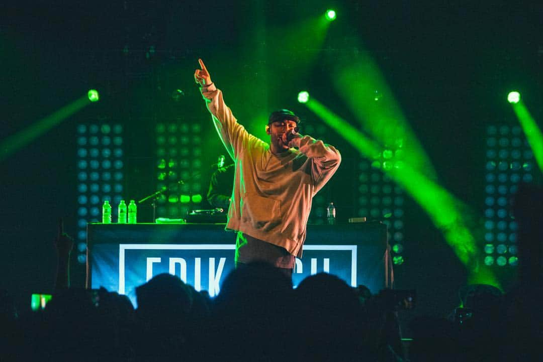 TABLO さんのインスタグラム写真 - (TABLO Instagram)「VANCOUVER! You guys were AWESOME!!! — 📸 by @Bobo.xxndigo tour management: @enmgmt tickets at epikhigh.com — #epikhigh2019tour #Vancouver #Vancity」5月4日 15時40分 - blobyblo