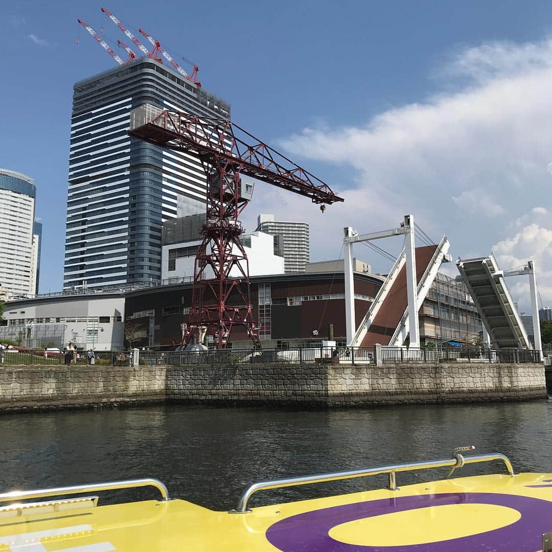 のインスタグラム：「豊洲ららぽーと前にいます🌈  #豊洲ららぽーと #豊洲 #tokyowatertaxi  #tokyowatertaxisarego」