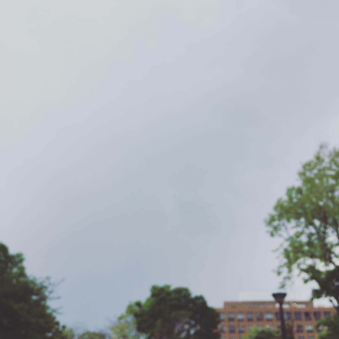 光永亮太さんのインスタグラム写真 - (光永亮太Instagram)「青空の下でお祝いしてもらってたはずが、雷雲接近😢☔️ #雨男はつらいよ」5月4日 15時05分 - mitsunagaryota