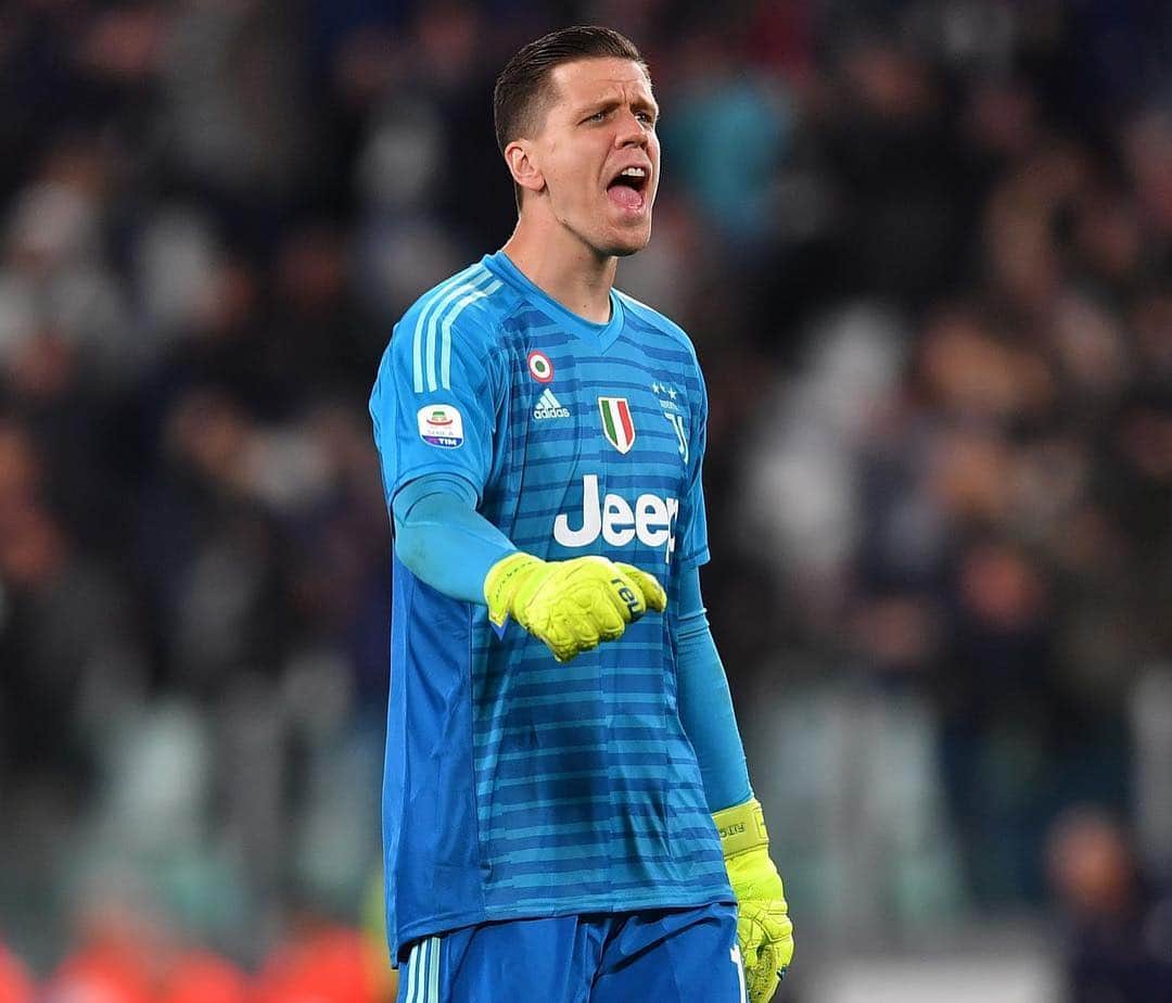 ヴォイチェフ・シュチェスニーのインスタグラム：「Derby della Mole ⚽️ We keep fighting 💪⚪️⚫️ #finoallafine #JuveToro」