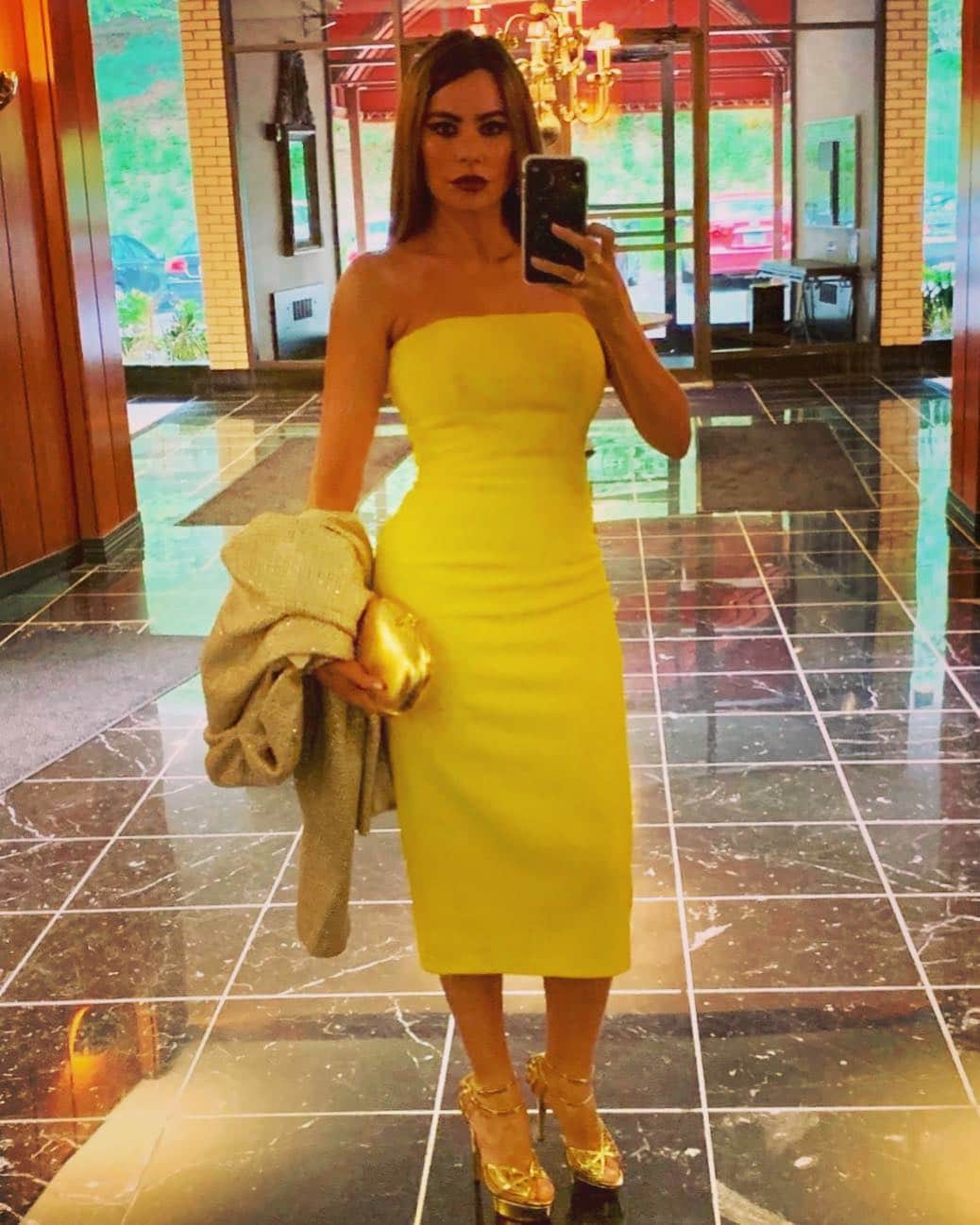 ソフィア・ベルガラさんのインスタグラム写真 - (ソフィア・ベルガラInstagram)「#pittsburgh❤️ #weddingweekend🌸」5月4日 6時47分 - sofiavergara