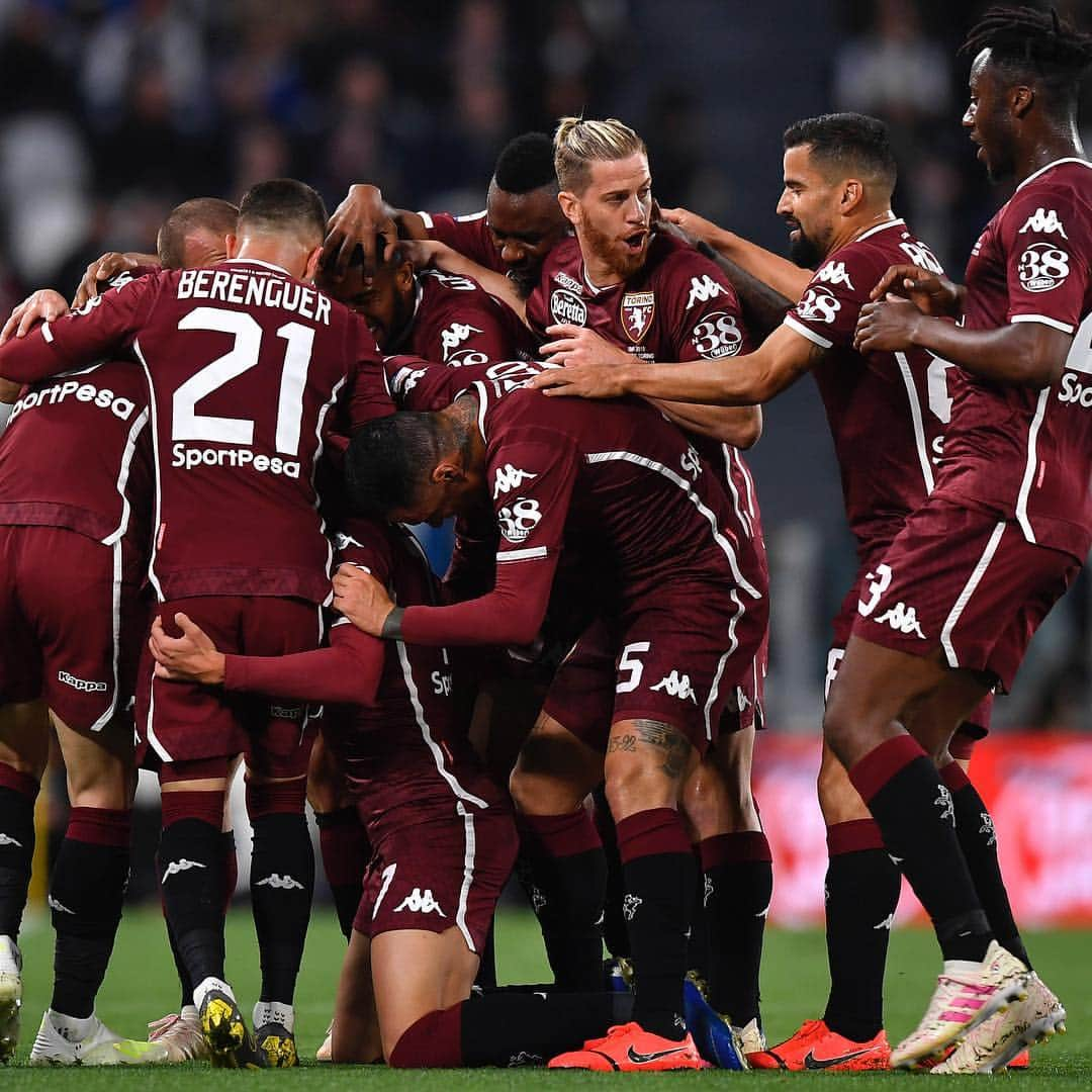 トマス・リンコンさんのインスタグラム写真 - (トマス・リンコンInstagram)「Full-time Juventus va Toro 1-1 Peccato non essere riusciti a portare a casa una vittoria che tanto ci tenevamo, cmq un punto molto combattuto. Ci mancano 3 finali e daremo il massimo per centrare l’obbiettivo 💪🏼 Una lástima no haber logrado la victoria que tanto queríamos, un punto peleado que nos tiene en carrera por nuestro objetivo. Nos quedan 3 finales y daremos el máximo por conseguir el sueño de todo el pueblo GRANATA 🔥 Forza Toro」5月4日 6時58分 - tomasrincon8