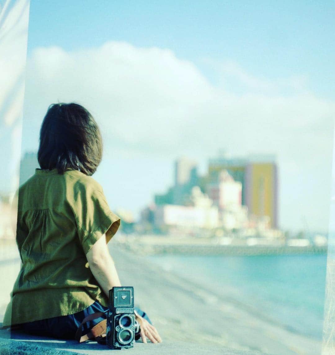 ゆうゆのインスタグラム：「2019.05.04﻿ ﻿﻿﻿﻿﻿ ﻿﻿﻿﻿﻿ gᵒᵒᒄ  ᔿᵒʳᐢⁱᐢg *⿻｡* . ﻿ ﻿﻿﻿﻿﻿ ﻿﻿﻿﻿﻿ 昨日は久しぶりのお方と﻿ のんびりcafeとShop巡り﻿ ﻿﻿ わいわい楽しかったな。﻿ ﻿ 美しいランチに思わず写欲アップ﻿ パシャパシャ撮ったけど﻿ きっとまた同じような写真ばかり（笑）﻿ ﻿ でもほんとに美しく美味しかった。﻿ ﻿ ﻿ ﻿さてさて、遊んだ後は﻿ 3日間仕事頑張りましょー﻿ ﻿ ﻿ ﻿﻿﻿ _________________________________________________**✧̣͙ͥ*﻿﻿﻿﻿﻿ ______________﻿﻿﻿﻿﻿ ﻿﻿﻿﻿﻿ #pentaconsixtl﻿ #ペンタコ部﻿ #コマかぶり #期限切れフィルム  #okinawa﻿﻿﻿ #沖縄案内2」