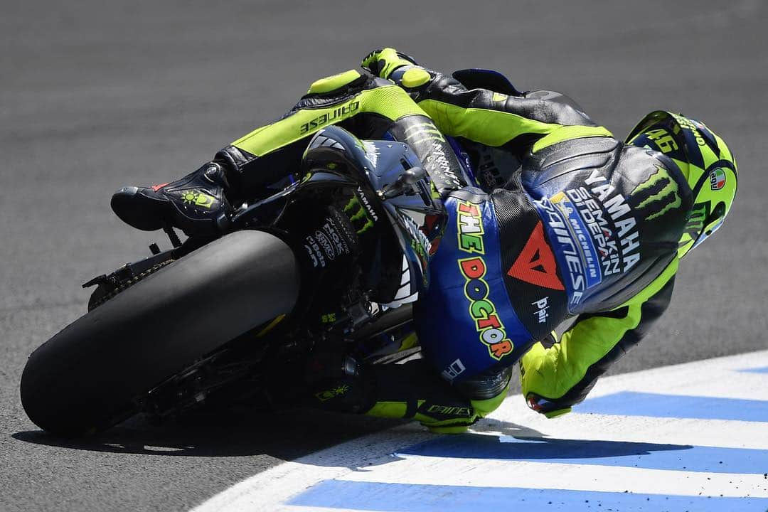 バレンティーノ・ロッシさんのインスタグラム写真 - (バレンティーノ・ロッシInstagram)「Circuito de Jerez,Spain Friday,free practice 📸 @falex79 @mighelon @gigisoldano @jesusrobledo Tino Martino」5月4日 8時08分 - valeyellow46