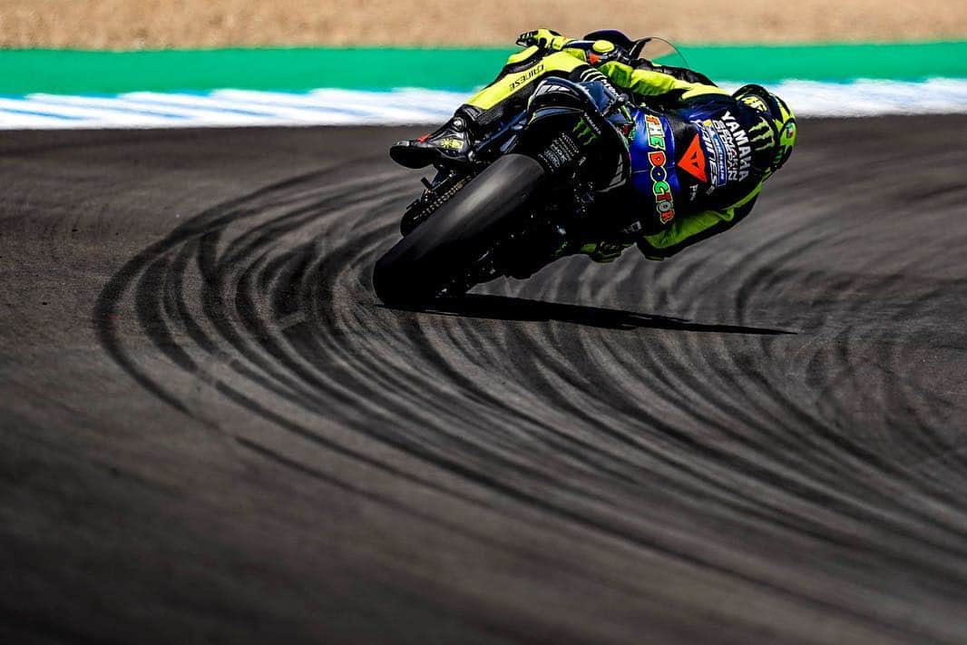 バレンティーノ・ロッシさんのインスタグラム写真 - (バレンティーノ・ロッシInstagram)「Circuito de Jerez,Spain  Friday,free practice 📸 @falex79 @gigisoldano @jesusrobledo @mighelon Tino Martino」5月4日 8時11分 - valeyellow46