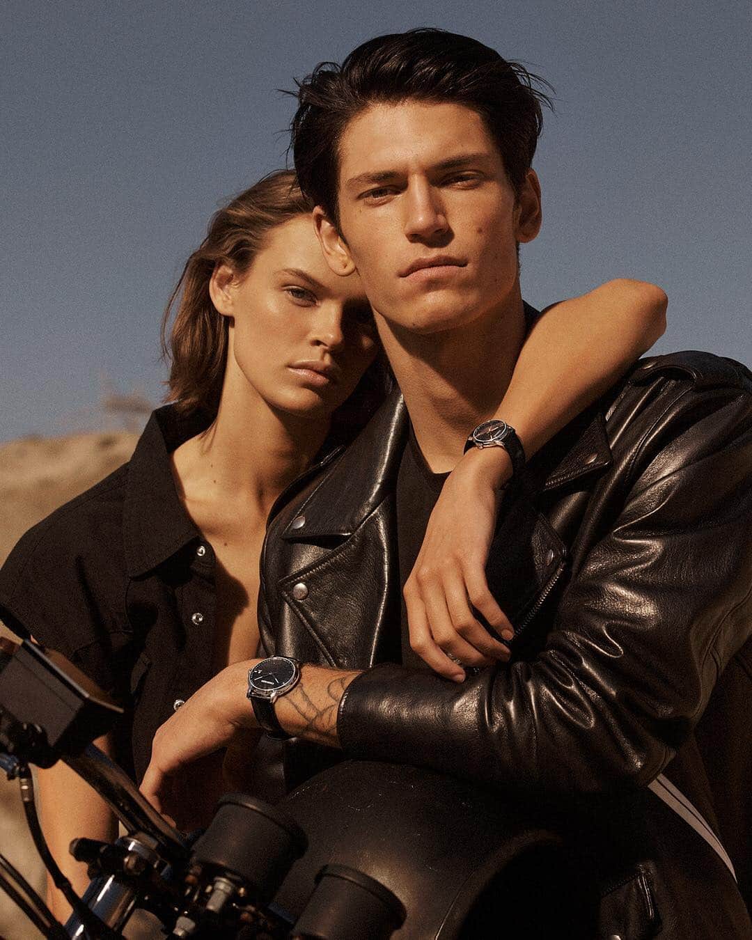 Calvin Kleinさんのインスタグラム写真 - (Calvin KleinInstagram)「For all time ⌚️ Discover the established watch for him and her, from our Spring/Summer 2019 CALVIN KLEIN WATCHES + JEWELRY collection. ⠀⠀⠀⠀⠀⠀⠀⠀⠀⠀⠀⠀ ⠀⠀⠀⠀⠀⠀⠀⠀⠀⠀⠀⠀ Share yours. #MYCALVINS ⠀⠀⠀⠀⠀⠀ ⠀⠀⠀⠀⠀⠀⠀⠀⠀⠀⠀⠀⠀⠀⠀⠀⠀⠀ Discover the collection at CALVINKLEIN.COM」5月4日 8時42分 - calvinklein