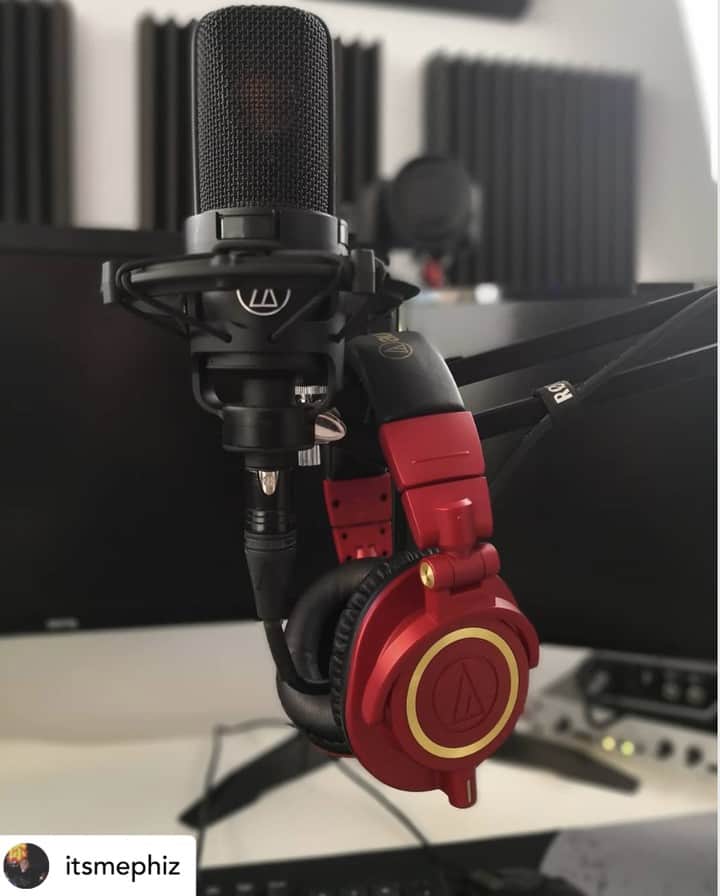 Audio-Technica USAさんのインスタグラム写真 - (Audio-Technica USAInstagram)「Fan Photo Friday: Instagram user @itsmephiz is making his Twitch followers jealous with his A-T gaming setup. . . . #AudioTechnica #M50xRD #ATHM50xRD #Microphone #Headphones #AudioGear #Twitch #Streamer #Gamer #Gaming」5月4日 9時01分 - audiotechnicausa