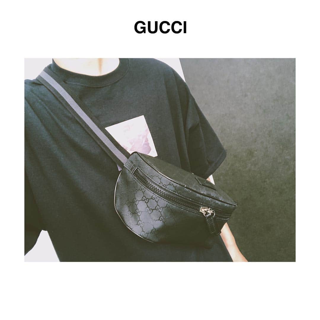のインスタグラム：「本日降ろしたGUCCIのポーチ。 今日はちびっ子6人引き連れて、東京に遊び行くDay。  しっかり面倒見てくるよ🤞😌. . #gucci #fashion #ootd #ポーチ」