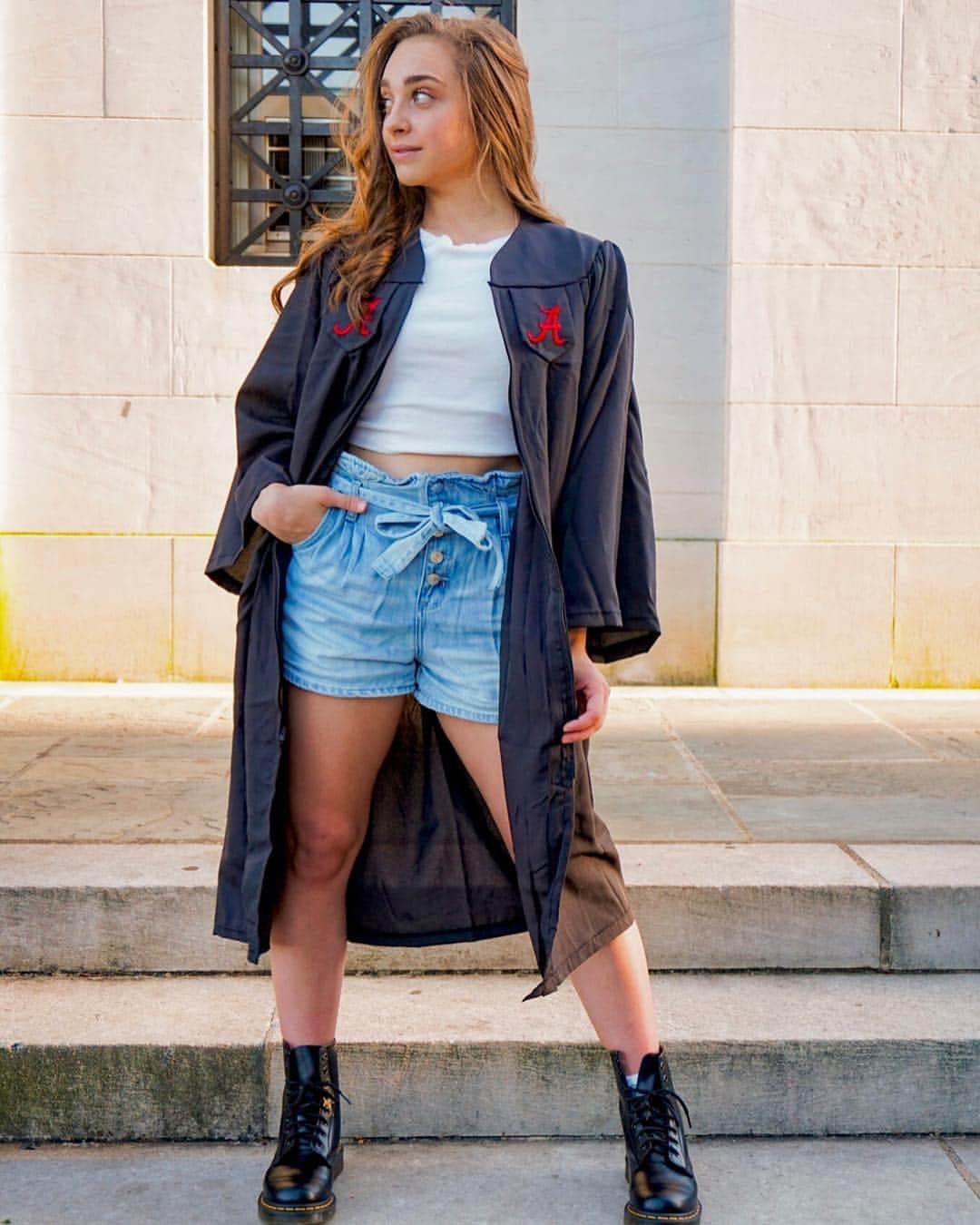ペイトン・アーンストのインスタグラム：「It’s happening🎓」