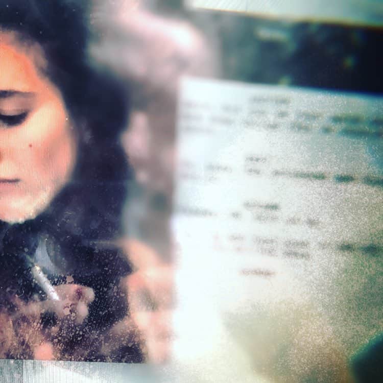 アビゲイル・ブレスリンさんのインスタグラム写真 - (アビゲイル・ブレスリンInstagram)「It’s my best friend/ artistic soulmate/ sweetest being ever’s bday today and if you don’t wish her a happy birthday I will hunt you down!!!!!.... and politely ask you to wish her a happy birthday.  No for real, love this biyatch more than f’ing words and im so lucky to have you in my life. Thank u for sitting on FaceTime with me for 5 hours at a time and listening to my ridiculous tangents and rants. You’re so talented and brilliant and I can’t wait for the next year of adventures in the A2Z files. (Ok enough cheesiness imma barf, bruh) But honestly so pissed u didn’t call me back so I could sing(scream*) happy birthday to you but... I guess you have like other friends too. Le sigh.  LOVE YOU MY SPECIAL LITTLE ANGEL.  #thisphotoisartistic #isntshewonderful」5月4日 9時07分 - abbienormal9