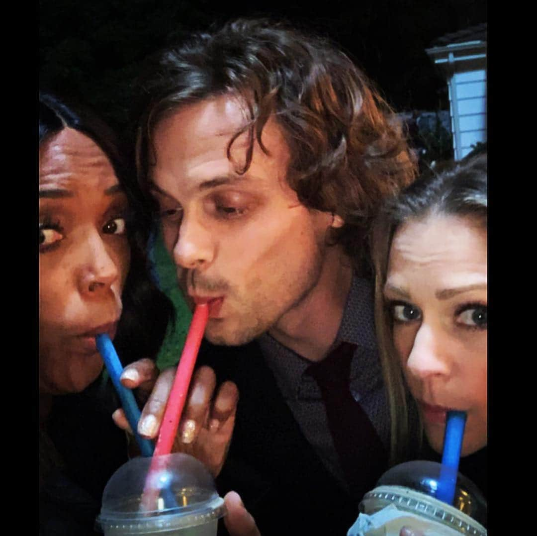 マシュー・グレイ・ギュブラーさんのインスタグラム写真 - (マシュー・グレイ・ギュブラーInstagram)「slurping up every last minute of joy with this magical family」5月4日 9時17分 - gublergram