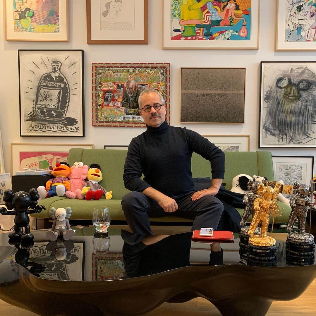 KAWSONEさんのインスタグラム写真 - (KAWSONEInstagram)「Thank you James Brett for letting me ask you every question imaginable about your collection and the @musevery !! #MuseumofEverything」5月4日 9時24分 - kaws