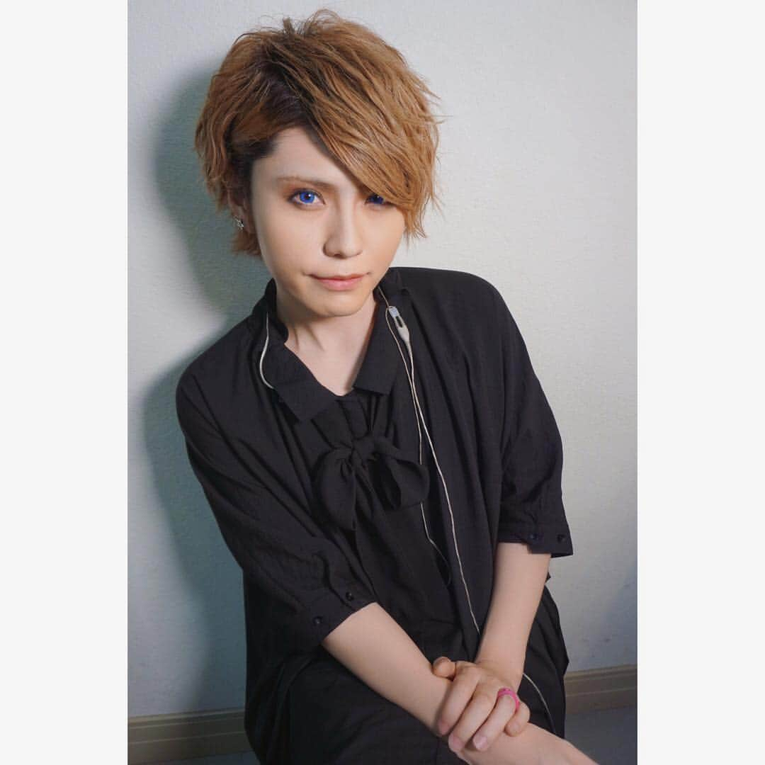 結さんのインスタグラム写真 - (結Instagram)「2019.05.03 福岡DRUM SON「学艶天極」  #ユナイト  #vocal  #結  #visualkei  #band  #令和初 #live #acme  #主催 #学艶天極 #2019年 #初福岡 #ありがとう #結は私の王子様」5月4日 9時43分 - sing.yui.0318