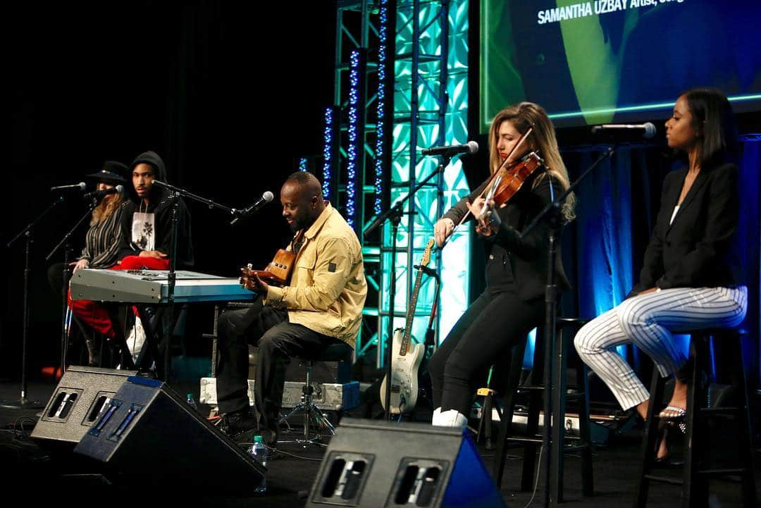 ASCAPさんのインスタグラム写真 - (ASCAPInstagram)「@wyclefjean invited #ASCAPEXPO music creators up on stage to freestyle with him & it was DOPE!」5月4日 10時38分 - ascap