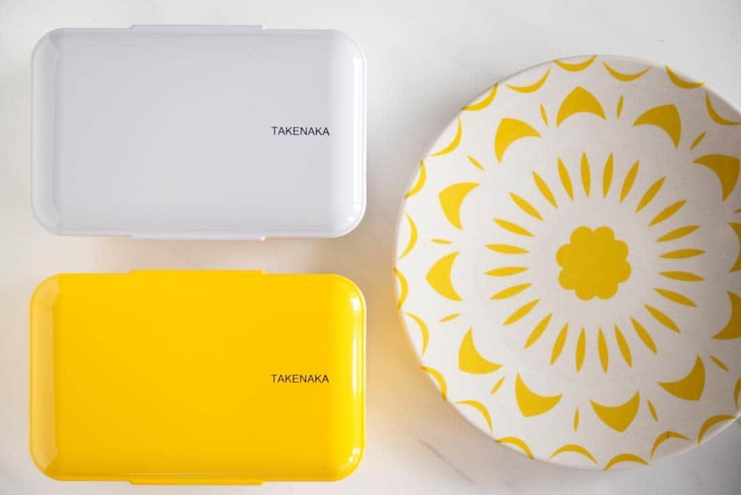 TAKENAKA BENTO BOXさんのインスタグラム写真 - (TAKENAKA BENTO BOXInstagram)「Whether in yellow or white our #takenakabentobox delights . . . #mytakenakabentobox #madeinjapan #healthyfood #color #bentobox #healthylifestyle #instafit #fitness #organic #foodblogger #exercise #fitnessmodel #plantbased #healthyeating #cleaneating #active」5月4日 11時01分 - takenakabento