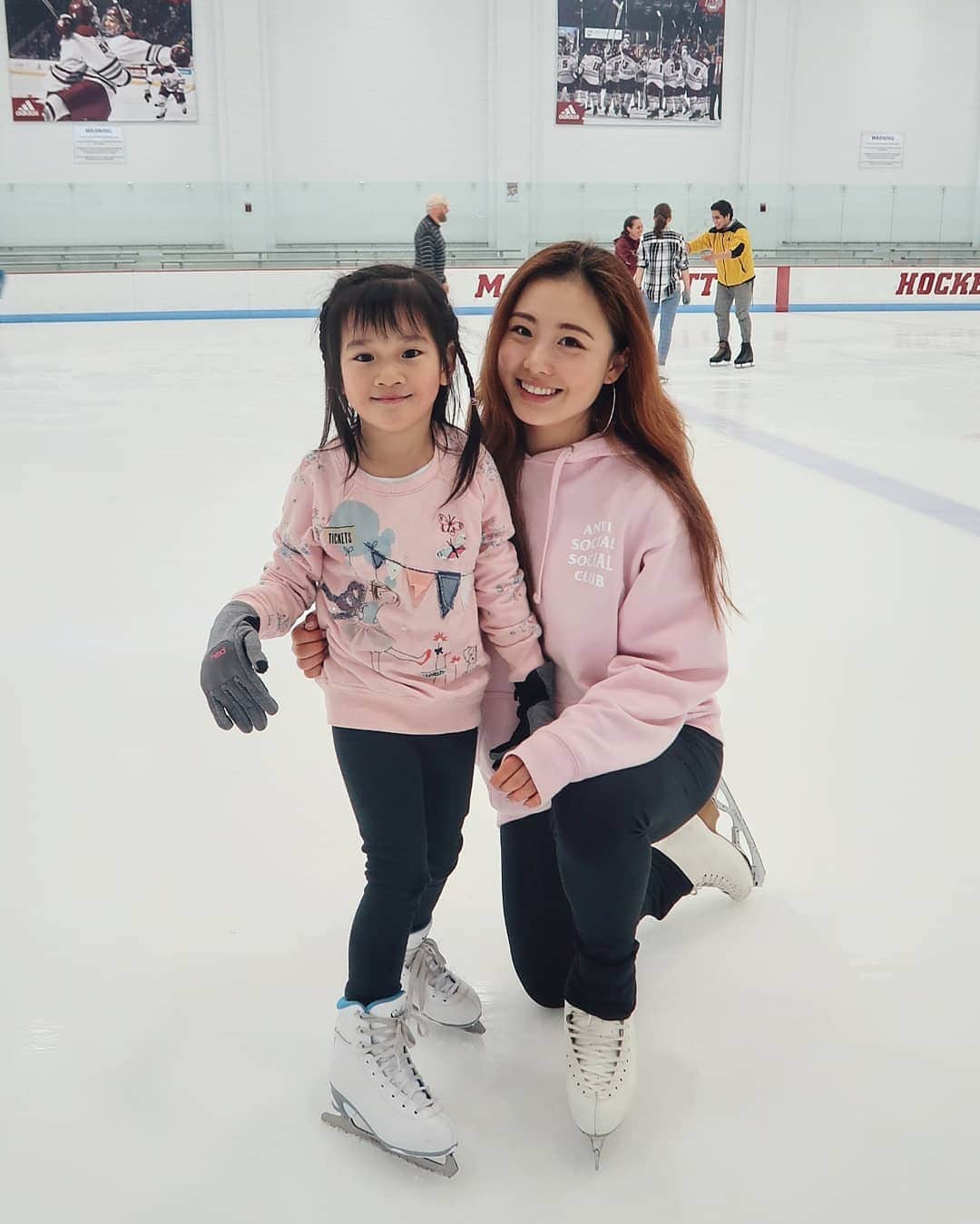 馬曉晴さんのインスタグラム写真 - (馬曉晴Instagram)「It makes me so happy seeing kids fall in love with #ICESKATING ⛸❤」5月4日 11時10分 - maisyma1999