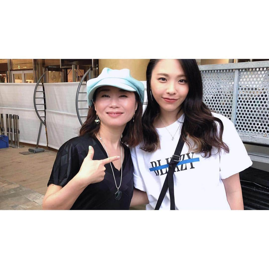 武藤千春さんのインスタグラム写真 - (武藤千春Instagram)「J-WAVE LISTENER'S MARKET 昨日と一昨日、２日間 ありがとうございました💐 ナビゲーターとして初参加 させていただきました！ 皆様にお会い出来て とっても楽しかったです！ 引き続き、J-WAVE ZAPPA！ 宜しくお願い致します😌🌿 #jwave #zappa813 #BLIXZY #BLIXZYTOKYO」5月4日 11時33分 - iamchiharumuto