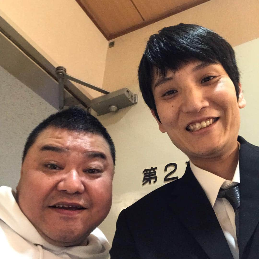 本坊元児さんのインスタグラム写真 - (本坊元児Instagram)「卯月メンバーバタヤスさんと再会！ #座長川畑さん #吉本新喜劇ワールドツアー」5月4日 12時19分 - honbouganji