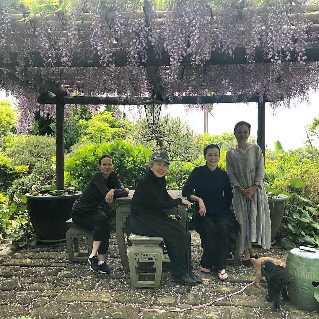 桐島かれんさんのインスタグラム写真 - (桐島かれんInstagram)「#葉山」5月4日 12時19分 - houseoflotuskaren