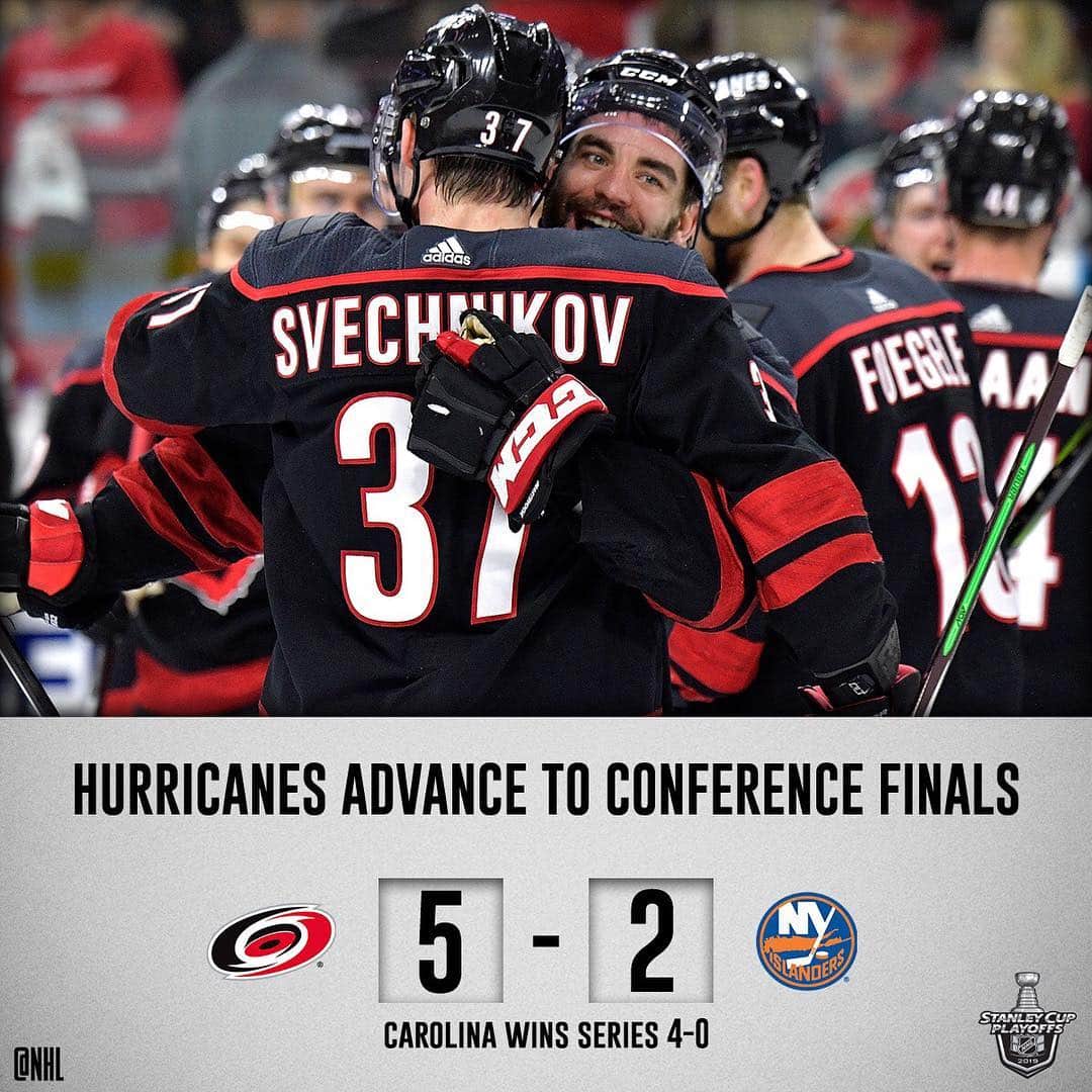 NHLさんのインスタグラム写真 - (NHLInstagram)「The @nhlcanes advance to the Conference Finals and the @dallasstars take a 3-2 series lead heading home. #StanleyCup」5月4日 13時35分 - nhl