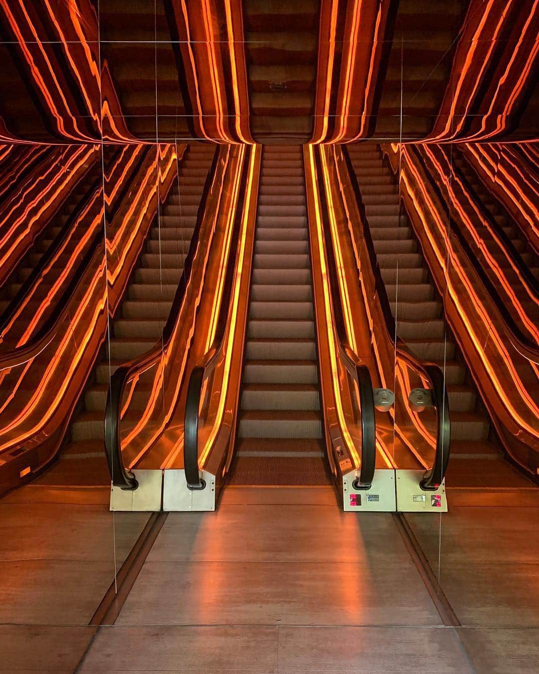 川上俊のインスタグラム：「Public hotel NYC, an Ian Schrager hotel // Iconic design Entrance // designed by Swiss firm Herzog & de Meuron #designhotel #designresearch @publichotels」