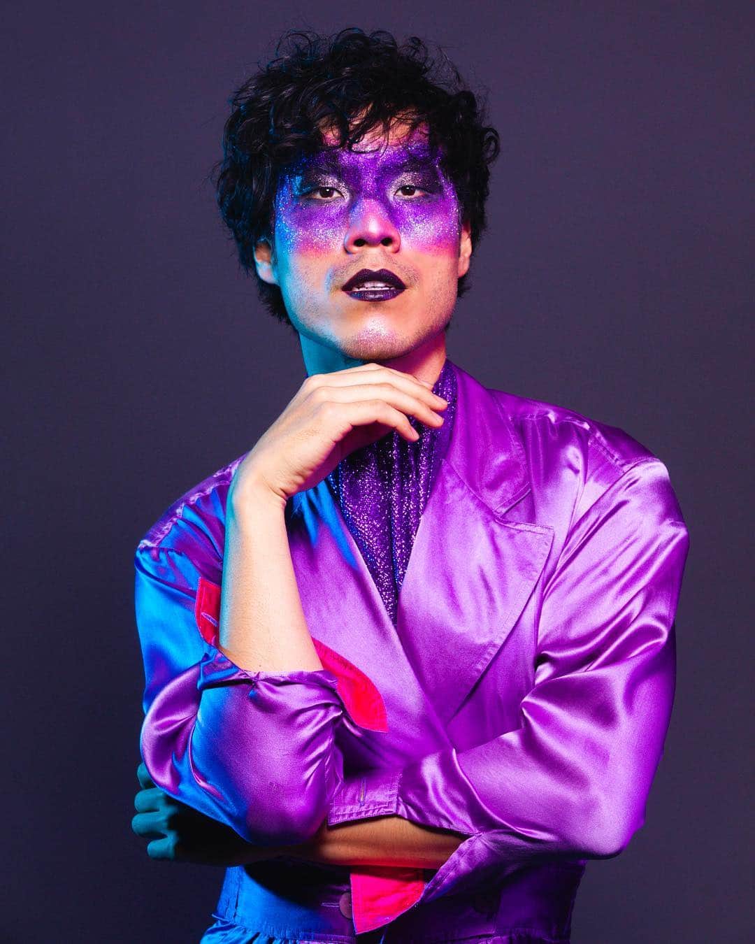 ユージン・リー・ヤンのインスタグラム：「WE HAVE A HUGE ANNOUNCEMENT 💜 #SummerOfTry🤘 📸: @mattyvogel 💄: @jessicaleighschwartz」