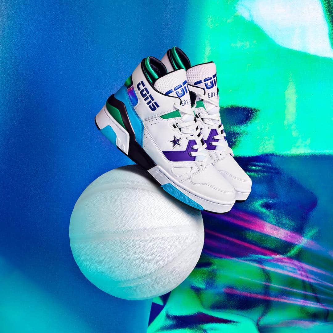 converseさんのインスタグラム写真 - (converseInstagram)「Streetwear designer @chicagodonc revives the late-‘80s icon that adorned the feet of ‘90s basketball legends. Made for the statement players and style risk-takers who dominated the city blocks, these jewel tones hark back to the basketball jerseys of the era. #ConverseERX #ConverseHoops」5月4日 23時52分 - converse
