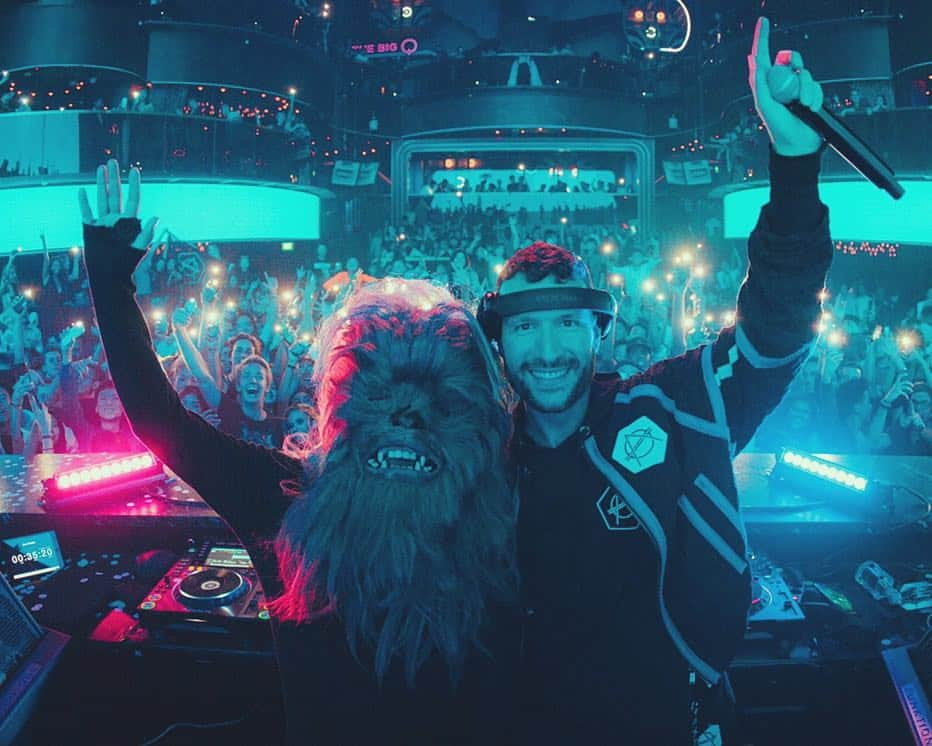 ドン・ディアブロさんのインスタグラム写真 - (ドン・ディアブロInstagram)「Chewbacca Forever 🙏🏻🖤 #Legend #MayThe4thBeWithYou」5月5日 0時10分 - dondiablo