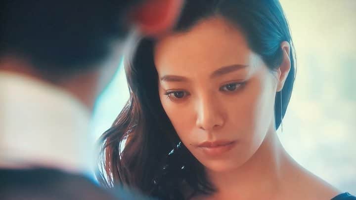 桜井ユキのインスタグラム：「素人なんで上手い下手とかあんまりわからないけど、桜井ユキさん本当に演技が上手い女優さんだと思いました😳  #桜井ユキ #斎藤工  #東京独身男子  #女優」