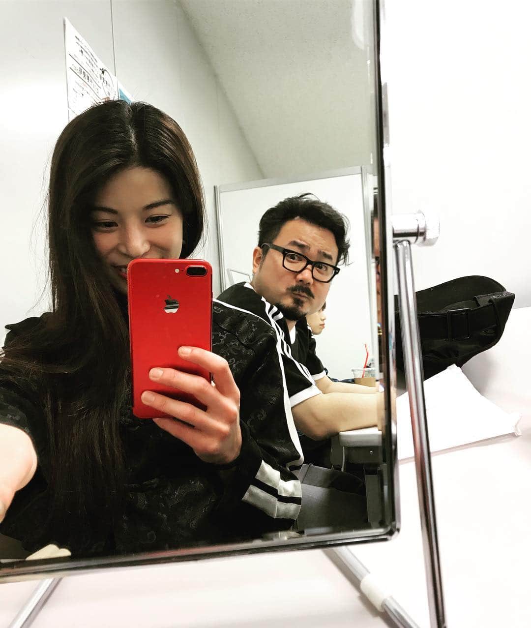 ほな・いこかのインスタグラム：「VIVA LA ROCK 2019 ゲスちゃんでした。 最近専らわたしの癒し、まさお。」