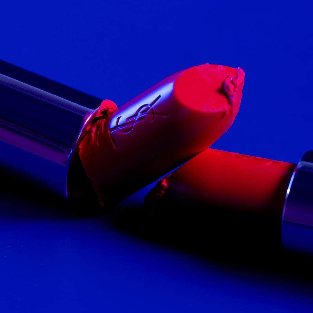 Yves Saint Laurent Beautyさんのインスタグラム写真 - (Yves Saint Laurent BeautyInstagram)「A YSL Beauty lipstick is never just a lipstick.  Dive into a new #oddlysatisfying way to look at it 📷 @antinomia.fr  ROUGE PUR COUTURE in N°74 ORANGE ÉLECTRO  ROUGE PUR COUTURE in N°82 ROUGE PROVOCATION #yslbeauty #rougepurcouture」5月4日 17時15分 - yslbeauty