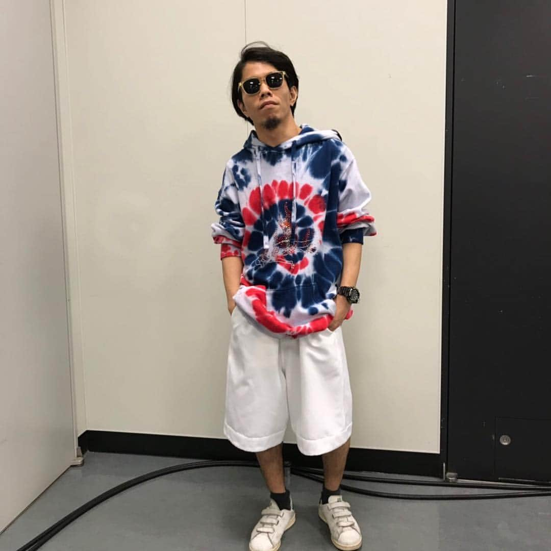 モリシーさんのインスタグラム写真 - (モリシーInstagram)「VIVA LA ROCK 2019！ありがとう！ 衣装は最近邂逅した#bodysong #awesomecityclub  #vivalarock」5月4日 17時22分 - morisee_acc