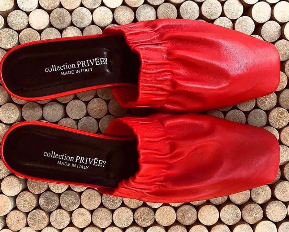 コレクションプリヴェさんのインスタグラム写真 - (コレクションプリヴェInstagram)「Red super soft shoes #collectionpriveeaccessories」5月4日 17時23分 - collectionpriveeofficial