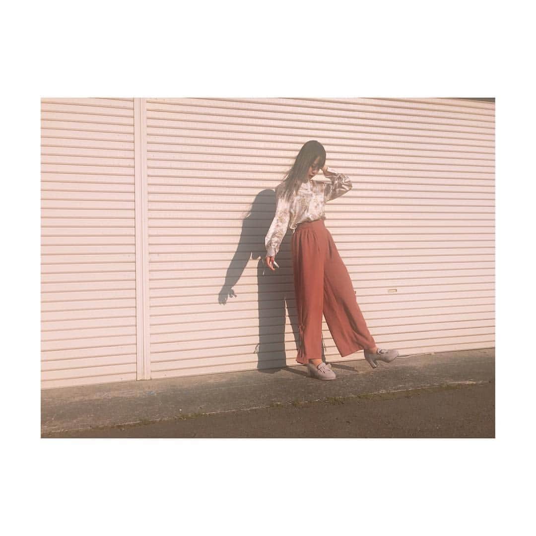 横山結衣さんのインスタグラム写真 - (横山結衣Instagram)「ふわふわ〜☺️☺️ #今日の私服  #majesticlegon  #cocodeal  甘めな洋服かわいい〜☺️」5月4日 18時12分 - yoko_yui_team8