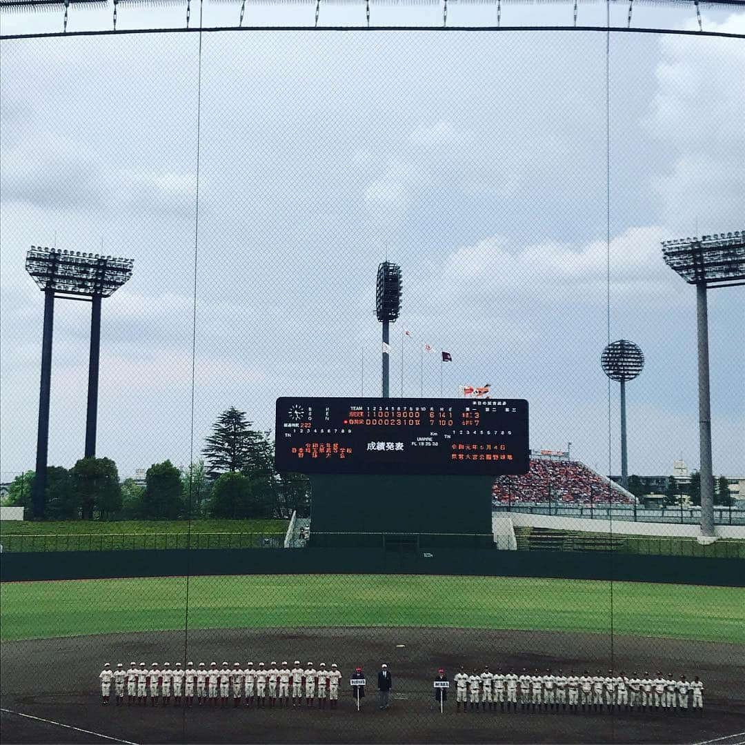 新田朝子さんのインスタグラム写真 - (新田朝子Instagram)「今日も県営大宮球場へ #⚾️ . #テレ玉 #高校野球ダイジェスト MCメンバーで、楽しみにしていた #埼玉県大会 #決勝戦 の観戦😌 . #春日部共栄 秋春連覇と、春大会としては15年ぶり５回目の優勝、おめでとうございます㊗️今年は、関東大会も #埼玉 での開催なので、もちろん応援に行きます！！ #浦和実業 #山村学園 #東農大三 の活躍も楽しみ♬ . #高校野球 #春大会 #令和元年 #お疲れ様でした #高校野球好きな人と繋がりたい @yuifolder」5月4日 18時07分 - asako.nitta