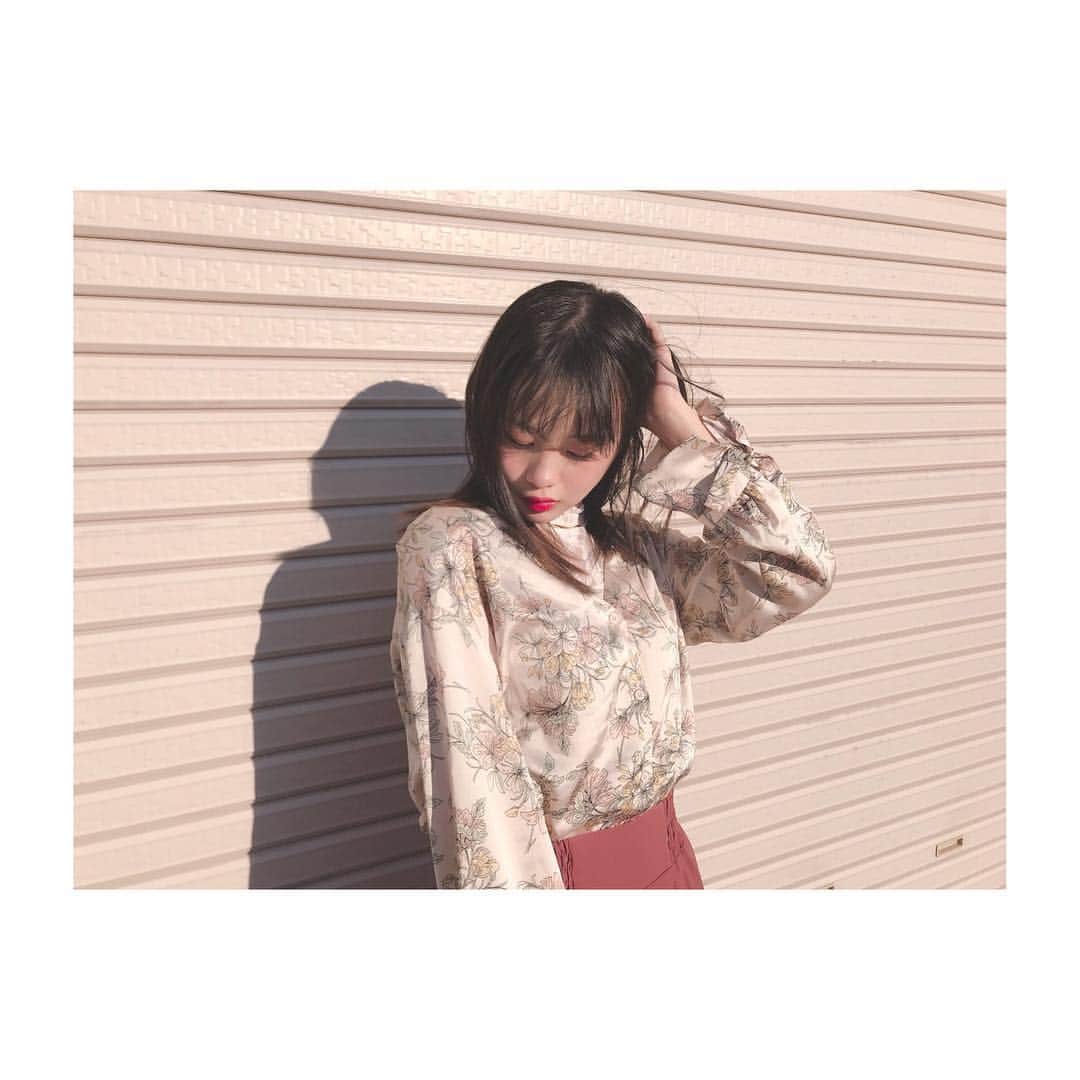 横山結衣さんのインスタグラム写真 - (横山結衣Instagram)「ブラウスおにかわなのです✩°｡⋆ 🙌🏻♥︎☺︎✌︎︎‪」5月4日 18時14分 - yoko_yui_team8