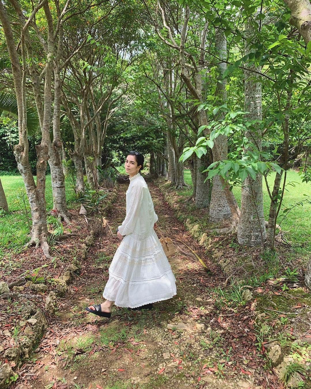 ケルク ハナのインスタグラム：「・ ・ 沖縄基本天気悪くて 一番やりたいことできなかったけど かんわいぃぃい〜器を沢山GETしてきたので大満足」